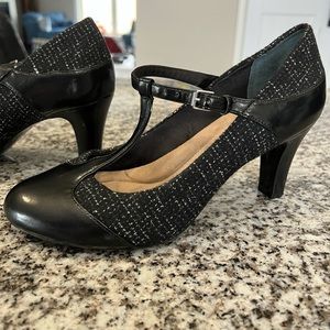 Giani Bernini Vineza Black Tweed T-Strap Memory Foam Mary Jane Pump Size 10